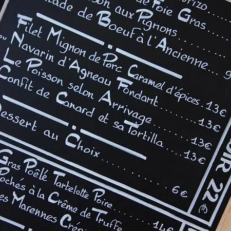Les Feuilles D'acanthe Hotel 3*